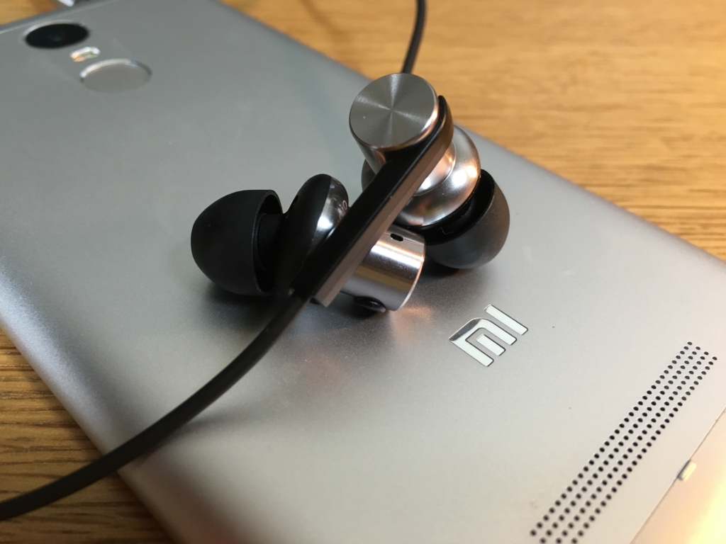 ハイブリッドイヤホン最安？Xiaomi｢Mi In-Ear Headphones Pro｣レビュー。